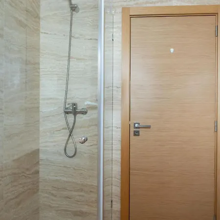 Villa Attractive In Salir Do Porto *